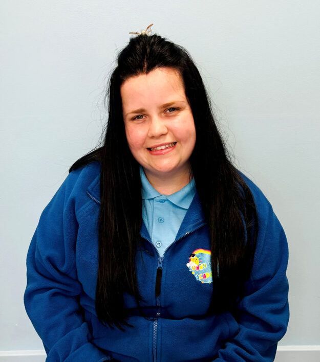 Team headshot of Miss Lauren to accompany the biography content